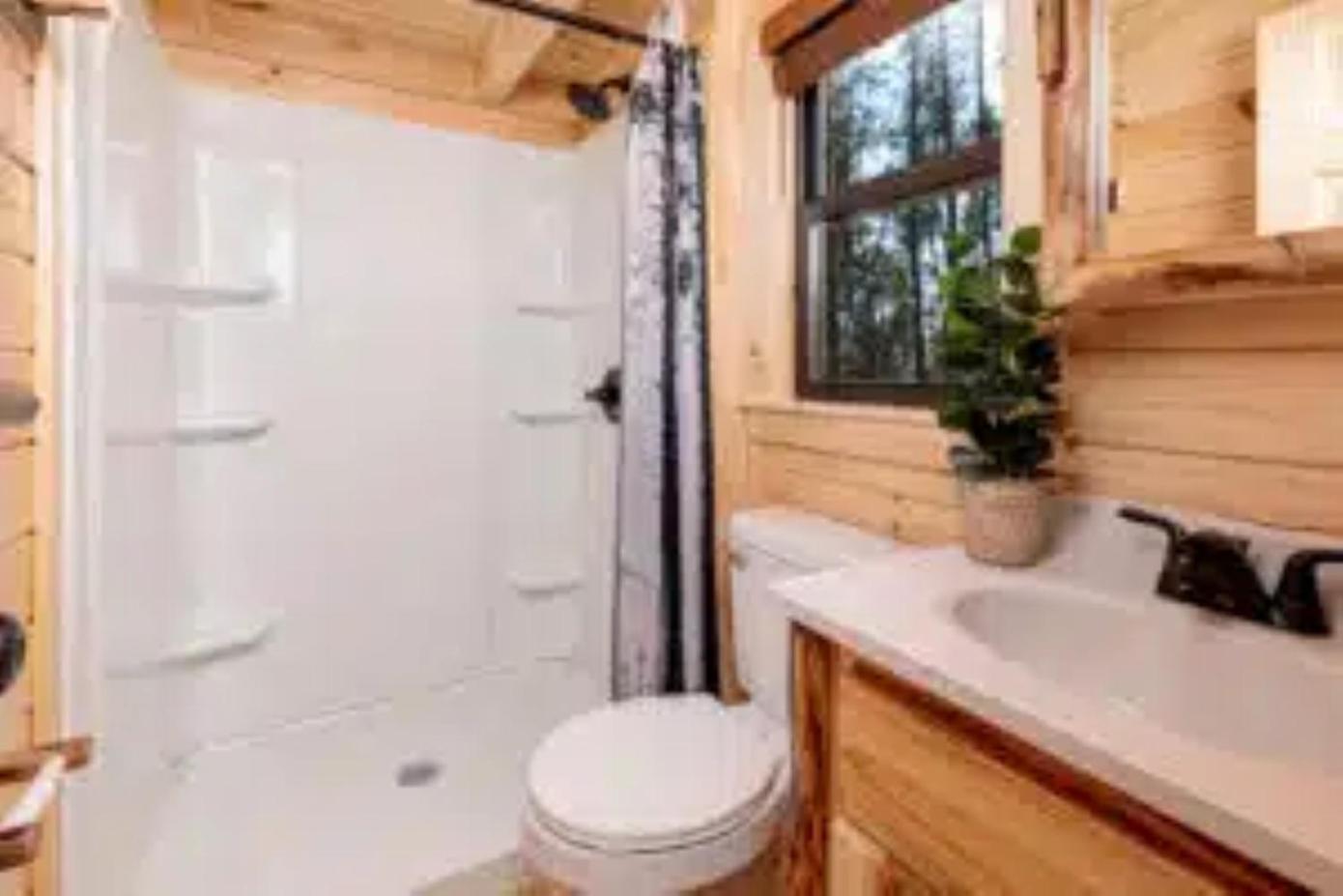 Cowan Creek Lodges Сентр Экстерьер фото