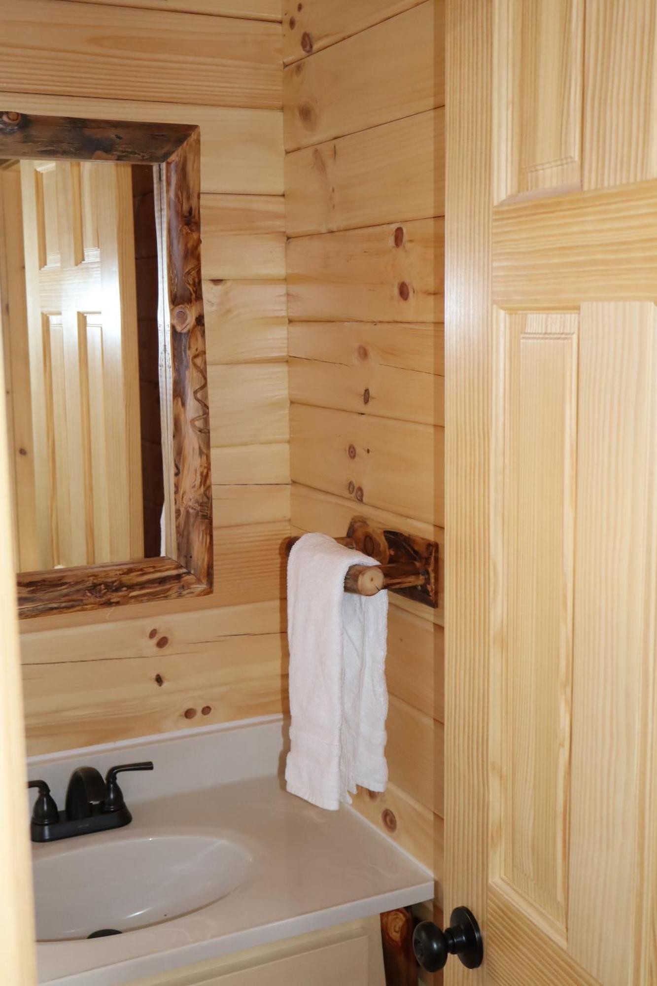 Cowan Creek Lodges Сентр Экстерьер фото
